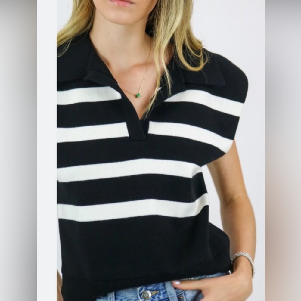 English factory striped sweater size XS. Worn twice. Perfect condition.